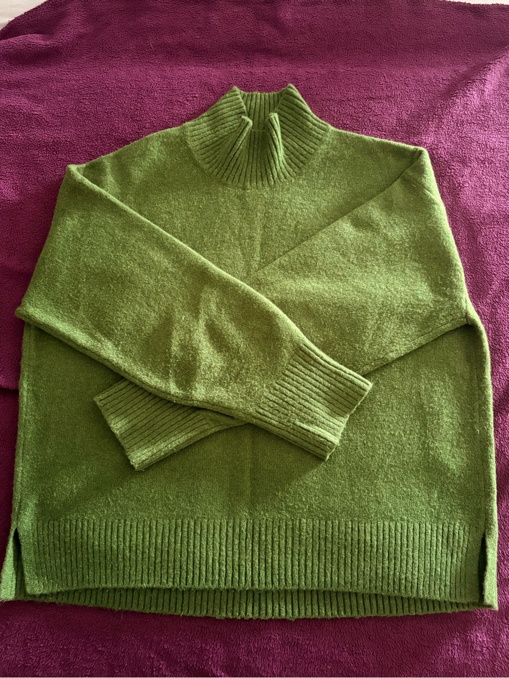 Uniqlo Vibrant Green Mock Neck Sweater
